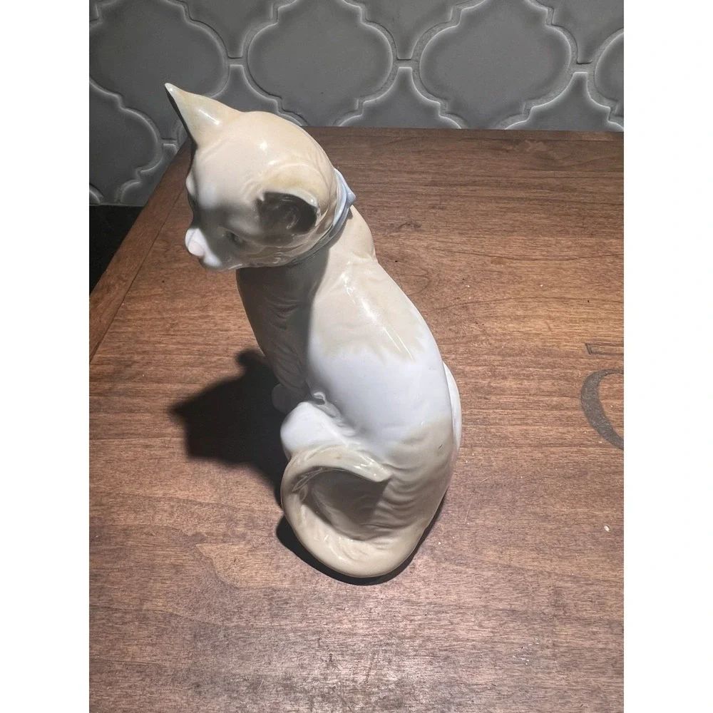 Vintage Nao Lladro Kitten Porcelain Figurine 1985 